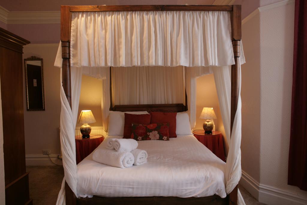 Hamilton Court Hotel Chester Zewnętrze zdjęcie
