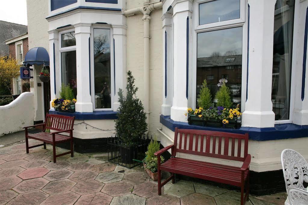 Hamilton Court Hotel Chester Zewnętrze zdjęcie